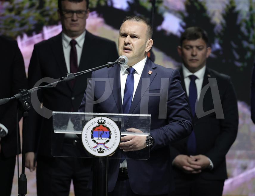 ISTOČNO NOVO SARAJEVO, MARCH 16 /SRNA/ - The Mayor of Istočno Sarajevo Ljubiša Ćosić said this evening that the memory of the exodus of the Serbs of Sarajevo should be passed on forever to future generations, who must know what it means to make a double sacrifice for Republika Srpska.