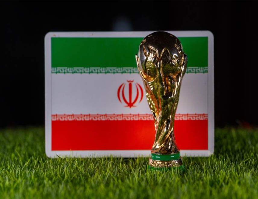 ТЕХЕРАН, 17. МАРТА /СРНА/ - Фудбалски савез Ирана преговара са Међународном федерацијом фудбалских асоцијација /Фифа/ о могућности да иранска репрезентација своје утакмице у оквиру Свјетског првенства у фудбалу игра у Мексику умјесто у САД, након што је амерички предсједник Доналд Трамп напоменуо да не може да гарантује безбједност иранских фудбалера, изјавио је предсједник Савеза Мехди Таџ.