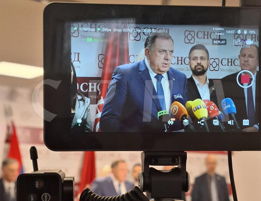 BANJA LUKA, MARCH 19 /SRNA/ - SNSD leader Milorad Dodik said that he will ask coalition partners to discuss the statement on condemning hate speech, Islamophobia and false narratives, signed in Sarajevo by Muslim religious and political leaders, and that he expects Republika Srpska President Siniša Karan to convene representatives of both the government and the opposition in order to respond to what he described as an unconstitutional act.