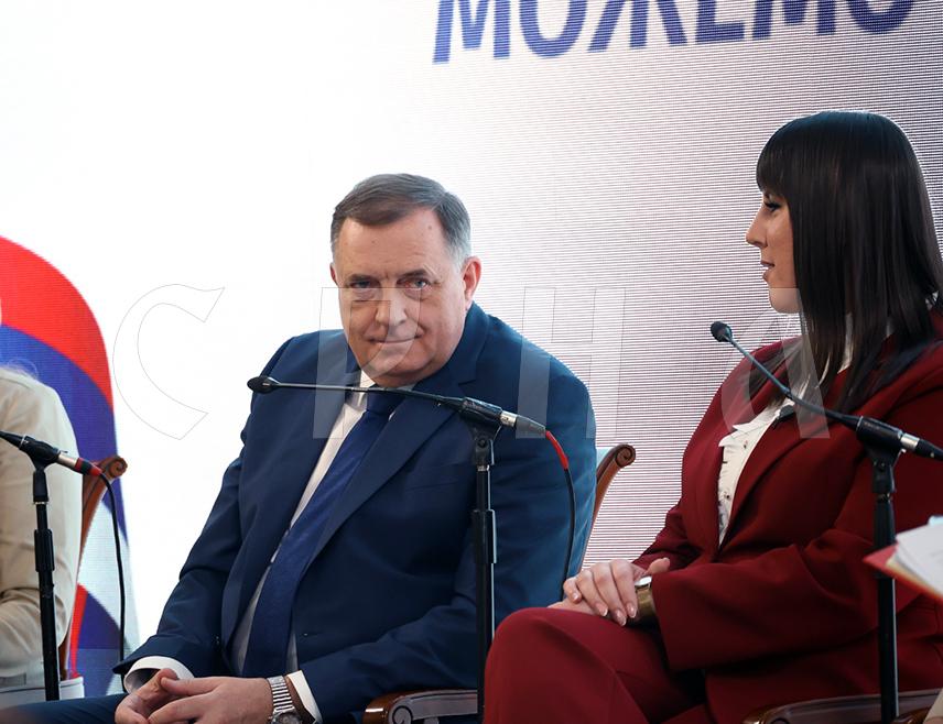 BANJA LUKA, MARCH 20 /SRNA/ – SNSD Leader Milorad Dodik has stated today that women should be given the best possible position in political life and that Republika Srpska has great potential when it comes to women who can hold important positions.