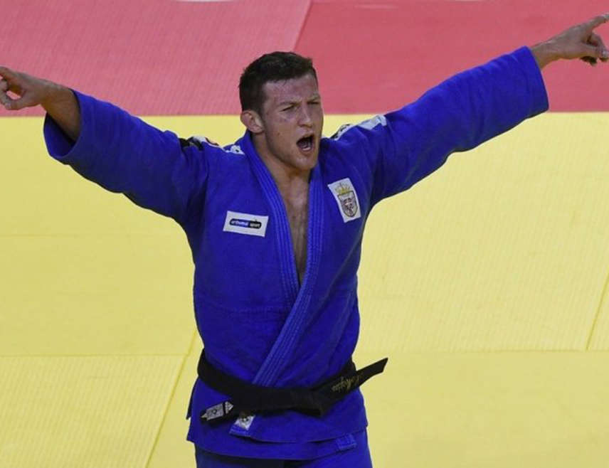 ТБИЛИСИ, 22. МАРТА /СРНА/ - Џудиста из Републике Српске Немања Мајдов освојио је сребрну медаљу на Гренд слем такмичењу у Тбилисију, што му је прва медаља у 2026. години.