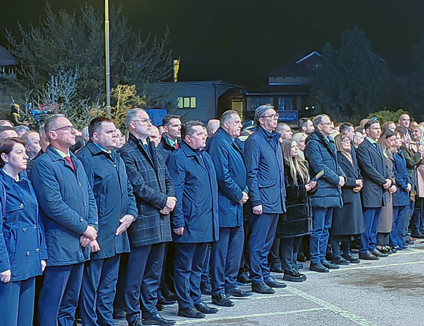 БЕОГРАД, 24. МАРТА /СРНА/ - Централно обиљежавање Дана сјећања на страдале у НАТО агресији 1999. године почело је у Врању у присуству званичника Србије и Републике Српске.