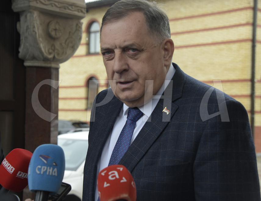 BANJA LUKA, MARCH 28 /SRNA/ – SNSD leader Milorad Dodik said that ore exploitation at the "Nova Ljubija" mine could continue for about two more years if the Zenica Steelworks remained operational, stressing that new jobs must be secured for employees in the meantime.
