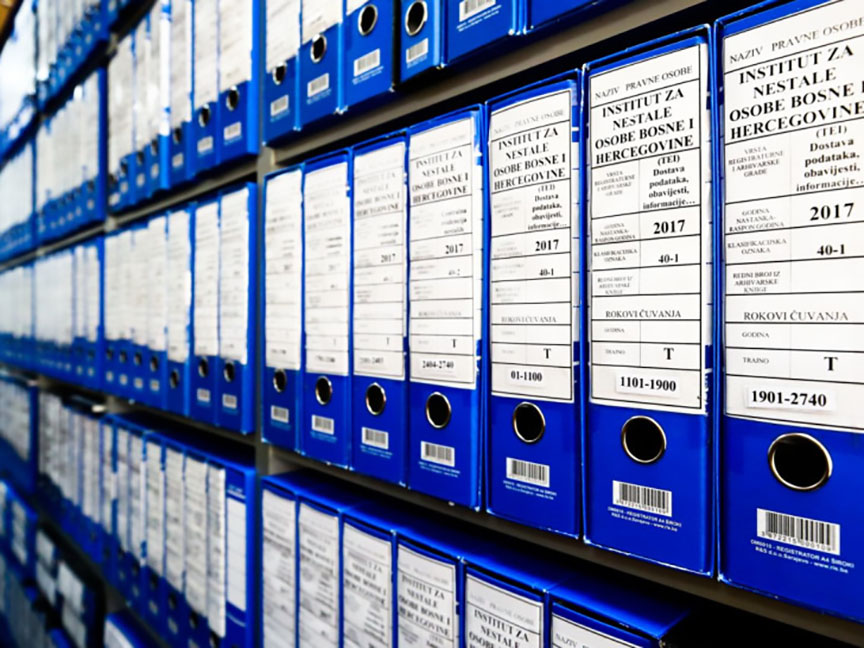 САРАЈЕВО, 30. МАРТА /СРНА/ - Члан Управног одбора Института за нестала лица БиХ Љиљана Богдановић изјавила је Срни да би до половине априла требало да буде познато ко чини нови Колегијум директора.