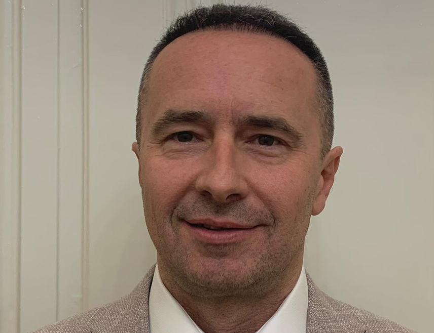 BANJA LUKA, APRIL 1 /SRNA/ – The incident in which the BiH junior national team refused to shake hands with Israeli players is not a sporting detail but a political message and a perfect reflection of the society the Sarajevo political elite has been building for years, but now pretending not to recognize it, said Mario Đuragić, the head of the Republika Srpska Representative Office in Brussels.