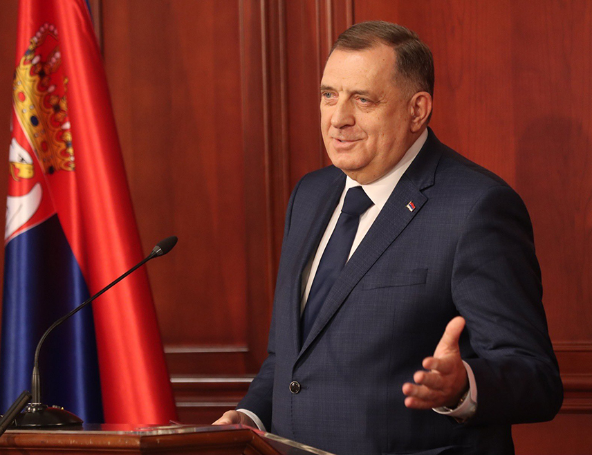 ДОДИК: СА БЛАНУШОМ НЕ МОГУ ПОЛЕМИСАТИ О ПОЛИТИЦИ, ЕКОНОМИЈИ, О ВОЂЕЊУ СРПСКЕ