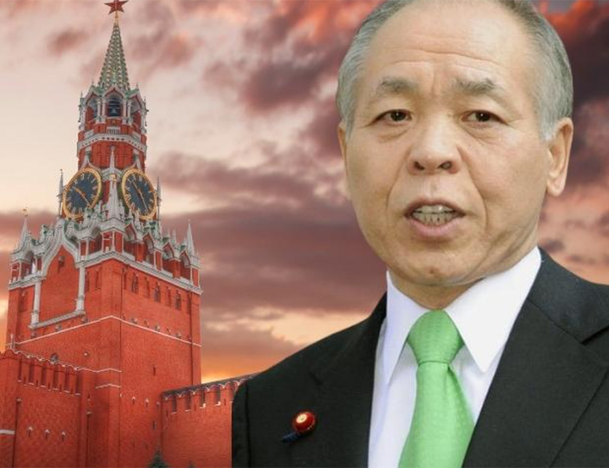 ТОКИО, 3. АПРИЛА /СРНА - РИА Новости/ - Јапан би прво требао да укине економске санкције Русији, а затим да пошаље економске делегације великих компанија у Москву, изјавио је члан горњег дома јапанског парламента из владајуће Либерално-демократске партије Мунео Сузуки.