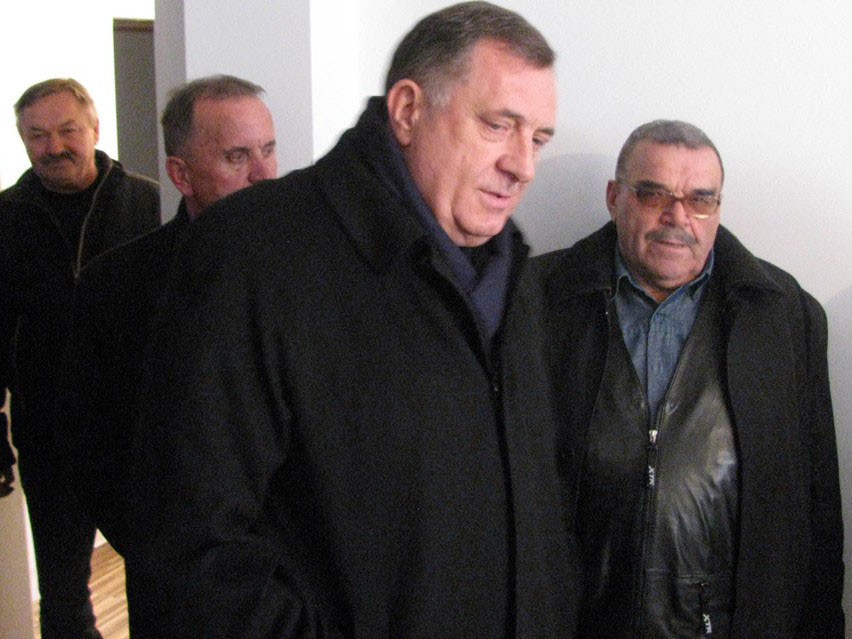 БАЊАЛУКА, 3. АПРИЛА /СРНА/ - Предсједник СНСД-а Милорад Додик упутио је телеграм саучешћа породици преминулог Маринка Бјелице, оца погинулих бораца Војске Републике Српске.