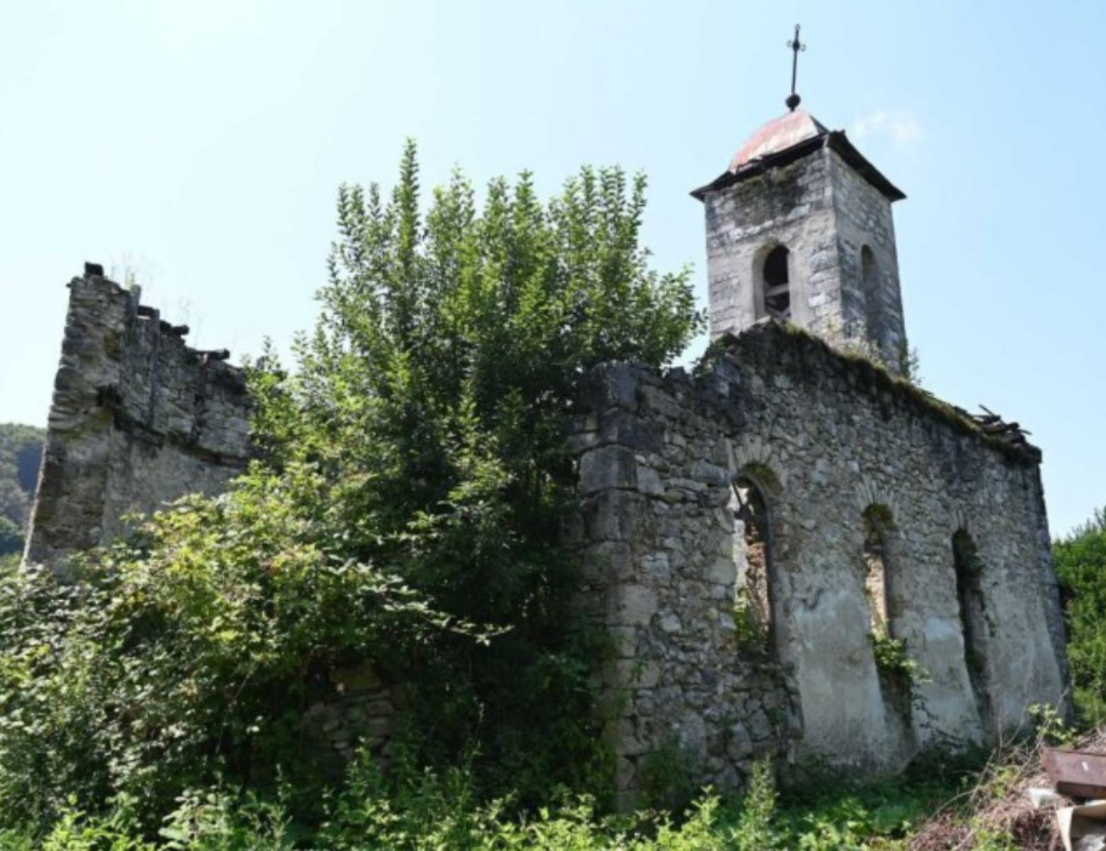 SARAJEVO, APRIL 5 /SRNA/ - The Committee for the Protection of Serb Rights in the FBiH today asked Bosniak political leaders who set fire to the Serbian Orthodox church in Zimča, a suburb of Visoko, during the war in BiH.