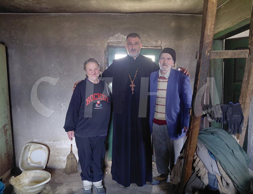 МИЛИЋИ, 6. АПРИЛА /СРНА/ - Српска православна црквена општина Милићи покренула је хуманитарну акцију прикупљања новчаних средстава за санацију трошне куће Драге и Милене Мајсторовић из села Павковићи.