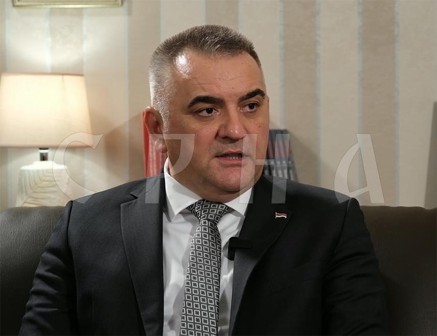 BANJA LUKA, APRIL 6 /SRNA/ – Republika Srpska Prime Minister Savo Minić congratulated the News Agency of Republika Srpska – SRNA on its 34th anniversary and its patron saint’s day, the Feast of the Annunciation, emphasizing that the agency remains one of the symbols of Republika Srpska and will therefore continue to enjoy the support of the Government.