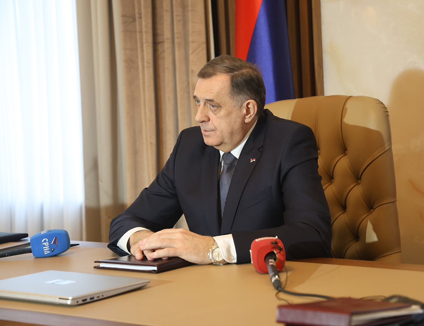 BANJA LUKA, APRIL 6 /SRNA/ – SNSD Leader, Milorad Dodik, congratulated the President of the United States Donald Trump and U.S. Secretary of War Peter Hegseth on the historic mission to rescue two American pilots in the Iranian desert, one of whom was seriously wounded.