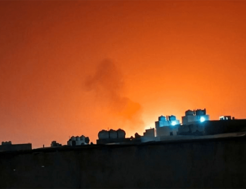 РИЈАД, 7. АПРИЛА /СРНА/ - У нападу на Саудијску Арабију погођен је петрохемијски комплекс у великој индустријској зони у источном граду Џубајлу, јавила је агенција АФП позивајући се на неименовани извор.