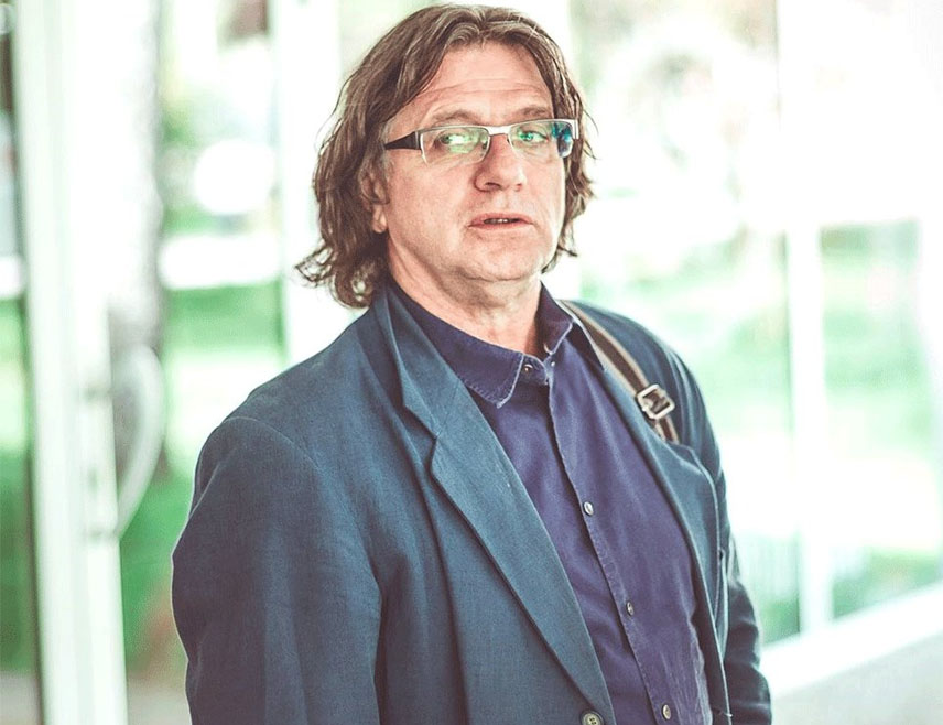 ISTOČNO SARAJEVO, APRIL 7 /SRNA/ - The Director of the Forum Theater production from Istočno Sarajevo extended sincere congratulations to the News Agency of Republika Srpska - SRNA on its patron saint day, the Annunciation, wishing it continued success in carrying out its important mission of informing the public in a professional, responsible and dedicated manner.