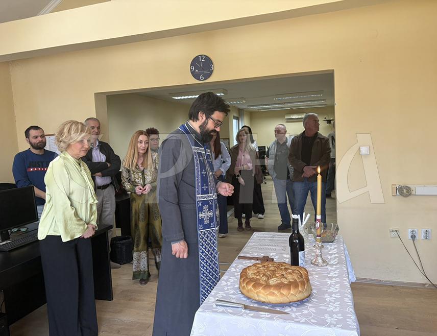 BIJELJINA, APRIL 7 /SRNA/ - The News Agency of Republika Srpska - SRNA marked its patron saint day, the Annunciation, and 34 years of existence and operation in Bijeljina today.