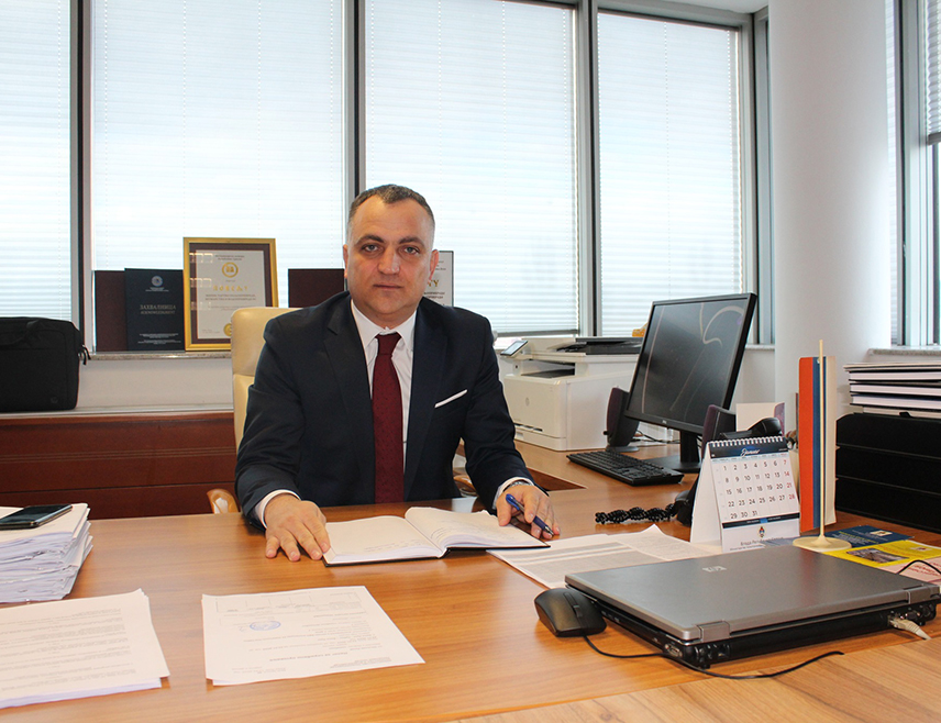 BANJA LUKA, APRIL 7 /SRNA/ - Surveillance zones established in the municipality of Petrovo to control and suppress bird flu have been lifted, Assistant Minister for Veterinary Affairs Negoslav Lukić told SRNA.