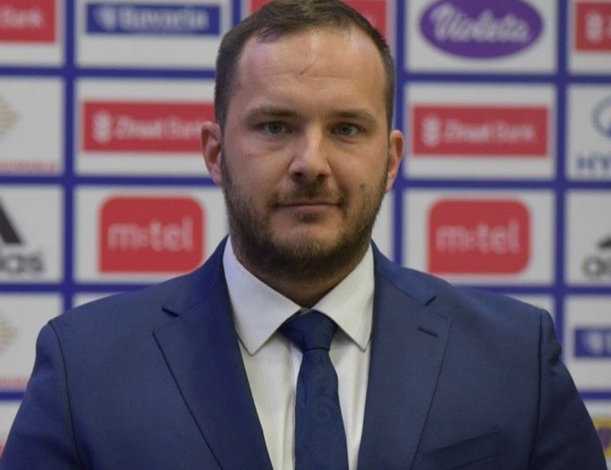 БАЊАЛУКА, 7. АПРИЛА /СРНА/ - Предсједник Фудбалског савеза БиХ Вицо Зељковић рекао је да жели да фудбалска репрезентација БиХ настави са добрим резултатима и да пласман на Свјетско првенство не буде изолован случај.