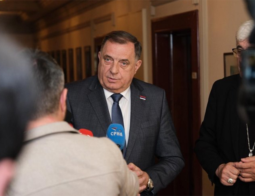 БАЊАЛУКА, 8. АПРИЛА /СРНА/ - Предсједник СНСД-а Милорад Додик рекао је да је за Републику Српску важна порука што је Доналд Трамп Млађи препознао потребу да би било добро да Американци дођу овдје и упознају реални свијет.