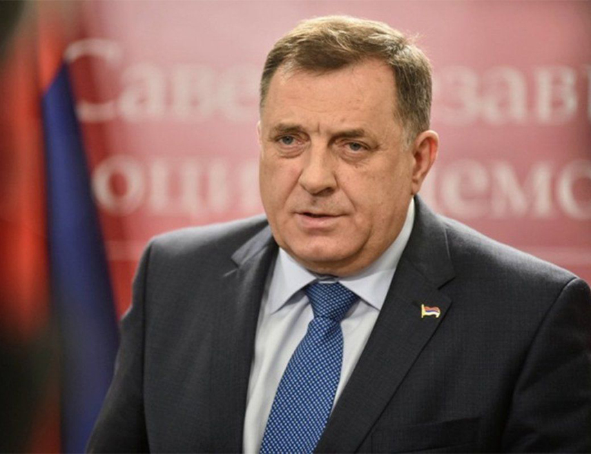 BRČKO, APRIL 15 /SRNA/ - SNSD leader Milorad Dodik has stated today that Savo Minić is a person the party counts on in the future, while claiming that Banja Luka Mayor Draško Stanivuković wants to run in the upcoming local elections because he is running away from the city he has ruined and which now has a debt of BAM 56 million.