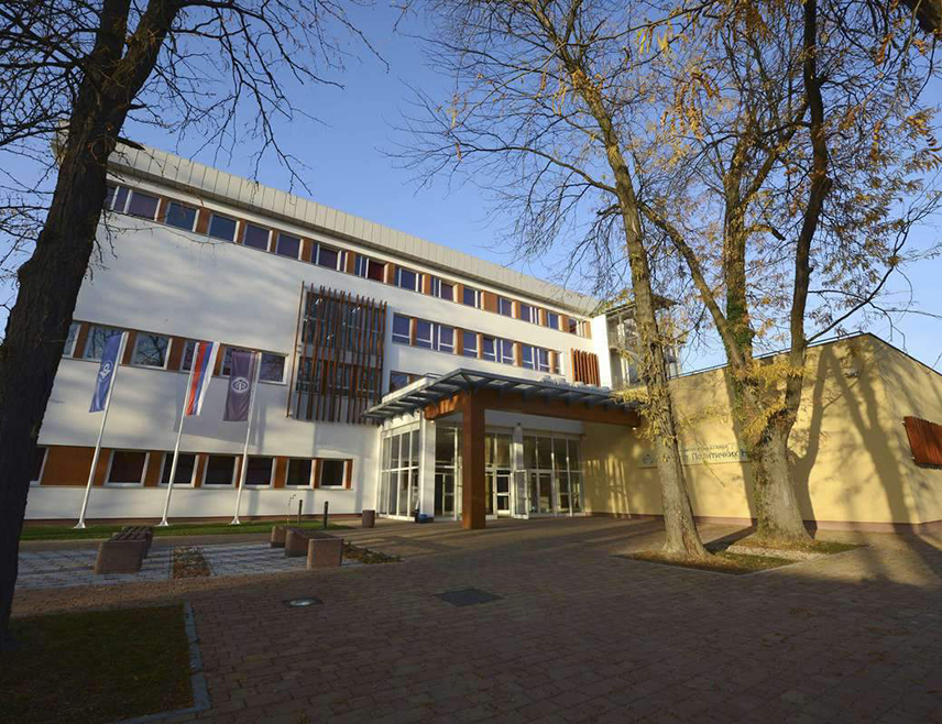 BANJA LUKA, APRIL 16 /SRNA/ - The announced visit of His Holiness, the Serbian Patriarch Porfirije, to the University of Banja Luka represents an exceptional honor for the academic community, as well as an opportunity for young people to hear words of support, wisdom, and encouragement, the University of Banja Luka stated.