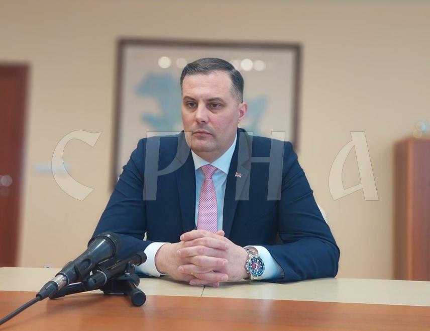 БАЊАЛУКА, 20. АПРИЛА /СРНА/ - Делегација БиХ потпуно је спремна за сучељавање са представницима Хрватске о случају Трговска гора, које је заказано 14. маја у Женеви, изјавио је Срни министар за просторно уређење, грађевинарство и екологију Републике Српске Бојан Випотник.