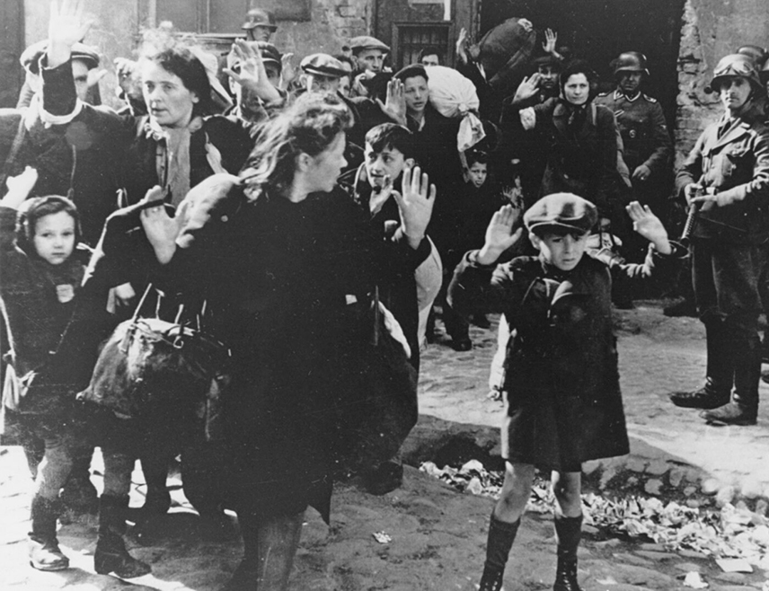 БИЈЕЉИНА, 18. АПРИЛА /СРНА/ - Преживјели Јевреји варшавског гета, из којег су Нијемци послали у концентрационе логоре и ликвидирали пола милиона људи, дигли су устанак 19. априла 1943. године.