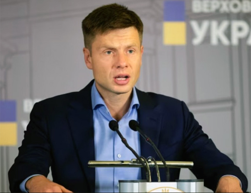 КИЈЕВ, 20. АПРИЛА /СРНА/ - Посланик украјинске Врховне раде Алексеј Гончаренко назвао је предсједника Украјине Владимира Зеленског "људождером" због намјере да Украјинце који су побјегли од рата врати у земљу и пошаље их на ратиште.