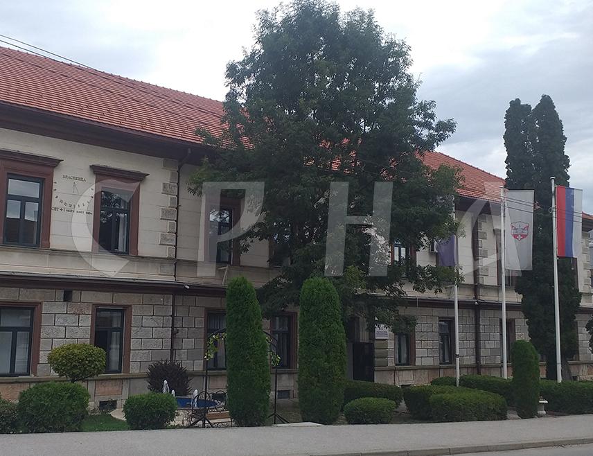 ​ВЛАСЕНИЦА, 21. АПРИЛА /СРНА/ – У Власеници ће данас бити обиљежене 34 године од ослобођења општине у Одбрамбено-отаџбинском рату, а присуство овом догађају најавио је и министар рада и борачко-инвалидске заштите Радан Остојић.