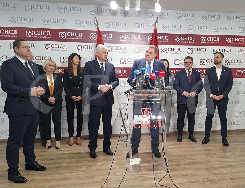 BANJA LUKA, APRIL 21 /SRNA/ – SNSD leader Milorad Dodik has stated today that SNSD expects victory in the next general elections and will propose candidates for the Serb member of the Presidency of BiH and the President of Republika Srpska.