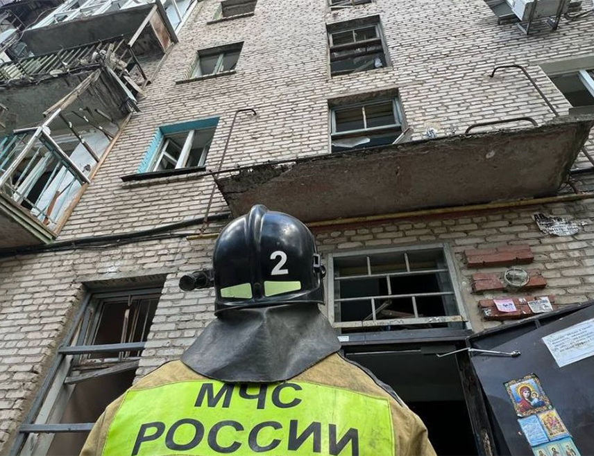 МОСКВА, 22. АПРИЛА /СРНА - РИА Новости/ - Стамбена зграда оштећена је у нападу дроном на град Сизран у руској Самарској области, а 11 људи је повријеђено, саопштиле су локалне власти.