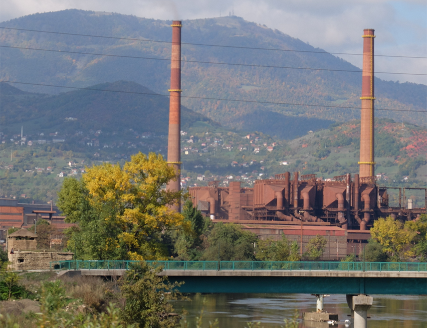 ЗЕНИЦА, 22. АПРИЛА /СРНА/ - Процес престанка интегралне производње у компанији "Нова жељезара Зеница" почео је јутрос обуставом рада погона Агломерације.