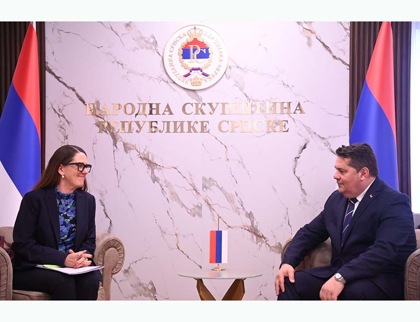 BANJA LUKA, APRIL 22 /SRNA/ – Republika Srpska is not carrying out blockades; rather, the blocking of processes is taking place in the FBiH, said National Assembly Speaker Nenad Stevandić, during talks with the Swedish Ambassador to BiH Helena Lagerlöf.