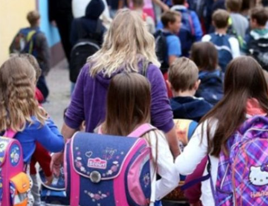 ИСТОЧНО САРАЈЕВО, 23. АПРИЛА /СРНА/ - На подручју града Источно Сарајево у први разред основне школе у 2026/2027. до сада је  највише првачића уписано  у општини Пале њих 212, док их је у Источној Илиџи 146, што је нешто мање ђака него претходне школске године.