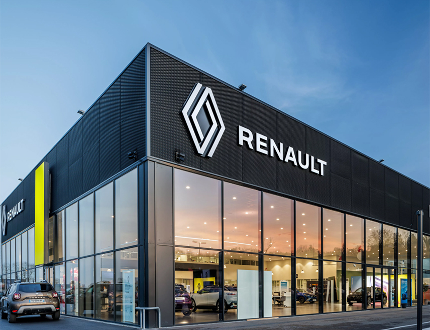 ПАРИЗ, 23. АПРИЛА /СРНА/ - Француска "Рено група" објавила је да је у првом кварталу повећала приходе за 7,3 одсто у односу на исти период прошле године захваљујући расту одјељења за аутомобиле и финансијске послове.