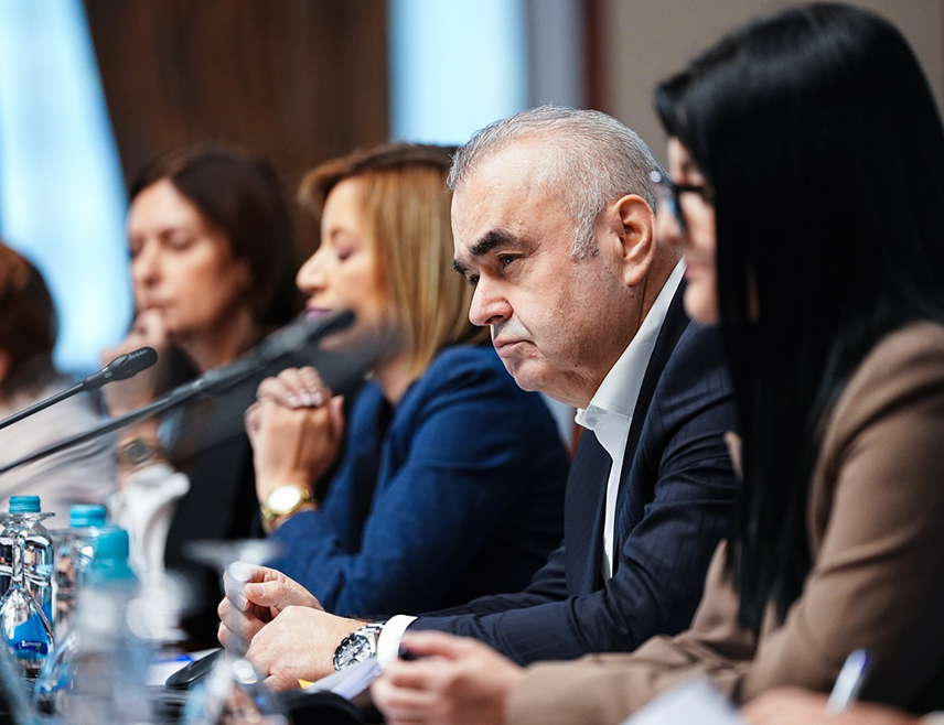 БАЊАЛУКА, 23. АПРИЛА /СРНА/ - Влада Републике Српске усвојила је информацију о наставку реализације пројекта "Село Републике Српске – моје мјесто за живот", за шта је неопходно обезбиједити 4.000.000 КМ.