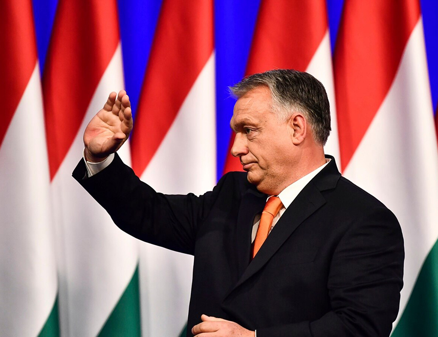 БУДИМПЕШТА, 25. АПРИЛА /СРНА/ - Одлазећи мађарски премијер Виктор Орбан објавио је своју одлуку да се одриче посланичког мандата, али је спреман да остане лидер странке Фидес.