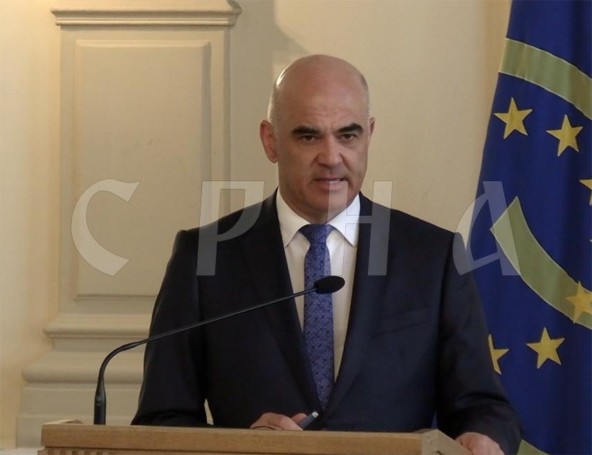 САРАЈЕВО, 27. АПРИЛА /СРНА/ - Генерални секретар Савјета Европе Ален Берсе најавио је да ће сутра бити покренут нови Акциони план сарадње између БиХ и Савјета Европе за период од 2026. до 2029. године, чиме се, како каже, потврђује дугорочна подршка БиХ.