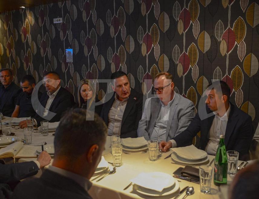 ИСТОЧНО САРАЈЕВО, 27. АПРИЛА /СРНА/ - На Јахорини је данас представљена стратегија нових улагања на планини с циљем даљег развоја и јачања конкурентности дестинације, која је добила подршку туристичког сектора и институција, саопштено је из Олимпијског центра "Јахорина".