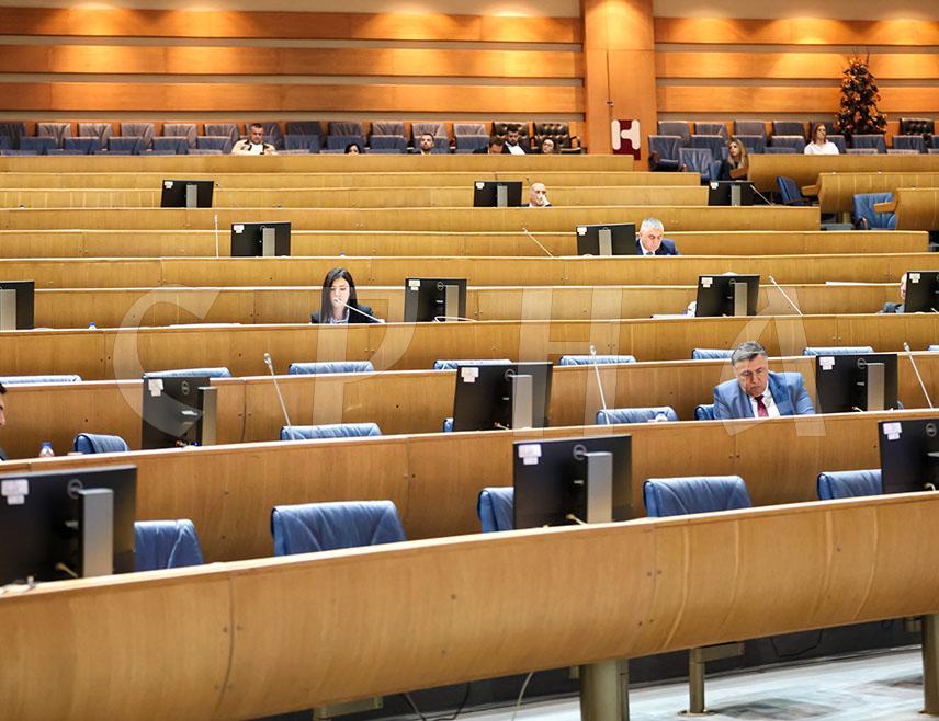 САРАЈЕВО, 29. АПРИЛА /СРНА/ - Представнички дом Парламентарне скупштине БиХ данас није именовао члана Централне изборне комсије БиХ /ЦИК/ из реда осталих.