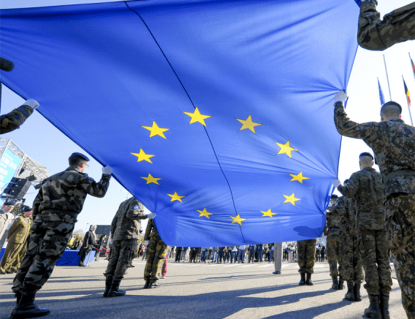 БРИСЕЛ, 30. АПРИЛА /СРНА/ - Чланице ЕУ повећавају трошење на војску брзином без преседана, у свјетлу планова САД да смање своје присуство у Њемачкој, рекла је портпарол Европске комисије Анита Хипер.