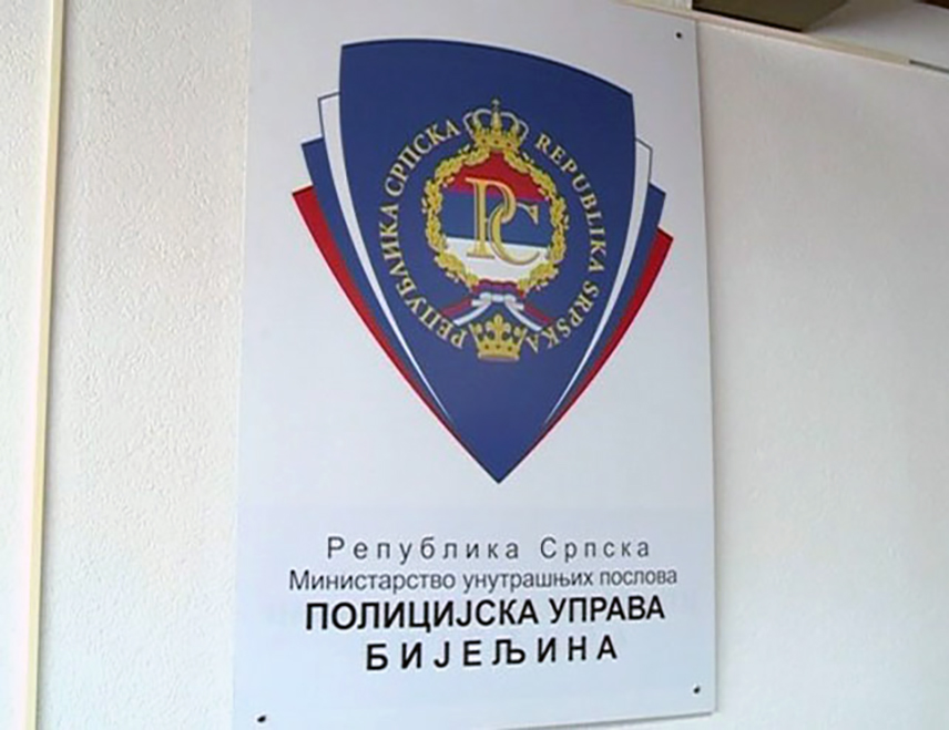 БИЈЕЉИНА, 4. МАЈА /СРНА/ - Бијељинска полиција ухапсила је два лица чији су иницијали М.Л. и Д.С. са подручја овог града, који се сумњиче да су пијани претукли оштећено лице.