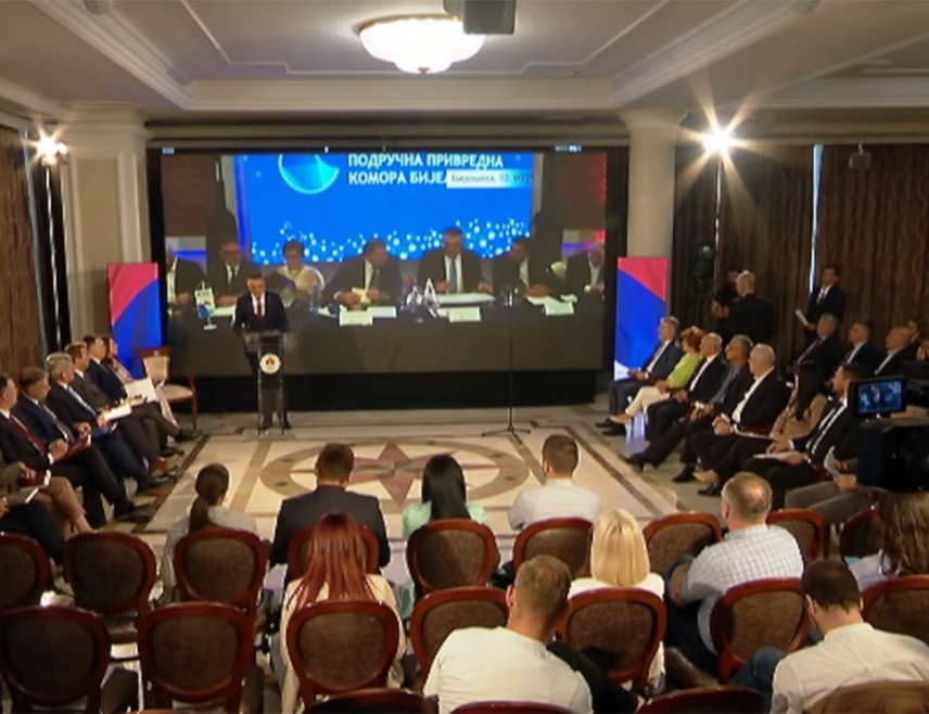 BANJA LUKA, MAY 4 /SRNA/ –Republika Srpska Prime Minister Savo Minić says that he is proud of the Srpska Government and the team he heads, given that problems are being addressed in a systematic way, including those affecting veteran categories, the most deserving for the defence of Srpska.