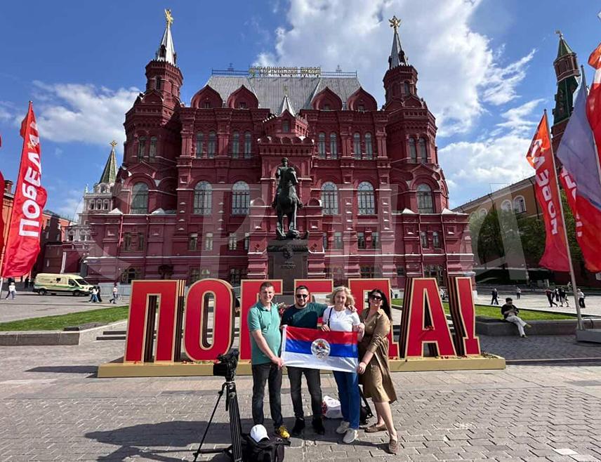МОСКВА, 7. МАЈА /СРНА/ - Екипа Новинске агенције Републике Српске - СРНА пратиће у суботу, 9. маја, Параду побједе у Москви, којој ће присуствовати и највиши званичници Српске.