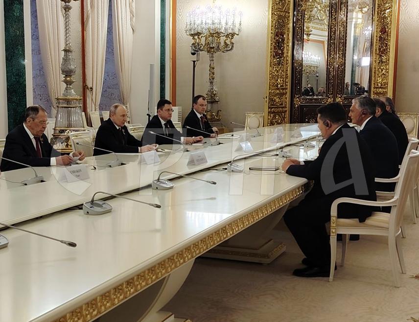 MOSCOW, MAY 9 /SRNA/ - Republika Srpska President Siniša Karan told Russian President Vladimir Putin that the partnership between Russia and Republika Srpska is based on genuine trust and that there is a sense of brotherhood between the Serbian and Russian peoples.
