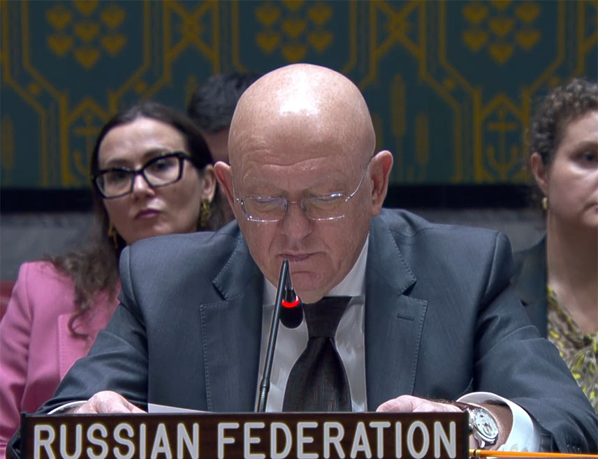 ЊУЈОРК, 12. МАЈА /СРНА/ - Руски амбасадор при УН Василиј Небензја позвао је Међународни механизам за кривичне судове да ослободи генерала Ратка Младића из хуманих разлога или да му омогући да одслужи остатак казне у Србији или ће у супротоном бити одговоран за наставак погоршавање његовог здравственог стања.