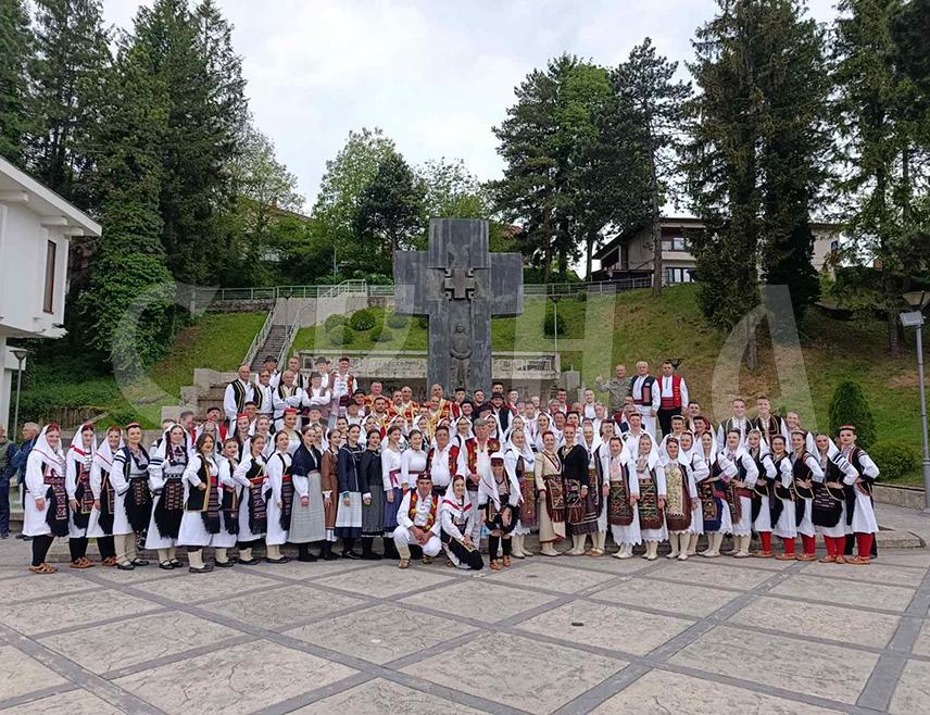 MRKONJIĆ GRAD, MAY 17 /SRNA/ - The first edition of the event “Echo Through Krajina” was held on Sunday evening in Mrkonjić Grad, where 150 participants competed in “a cappella” traditional singing, represented by 21 vocal groups from Republika Srpska, Serbia, Slovenia, and Croatia.