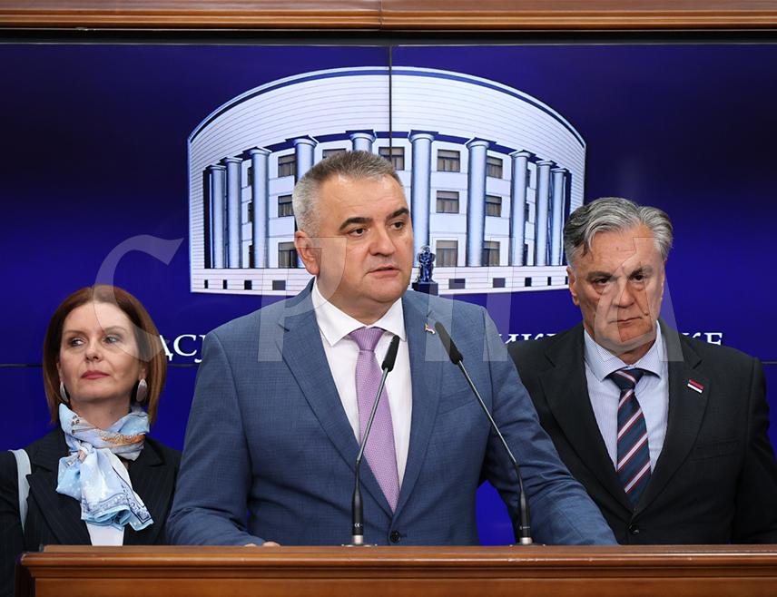 БАЊАЛУКА, 18. МАЈА /СРНА/ - Премијер Републике Српске Саво Минић изјавио је да ће Влада Српске додатно издвојити више од 10 милиона КМ за борачке и осјетљиве категорије становништва.
