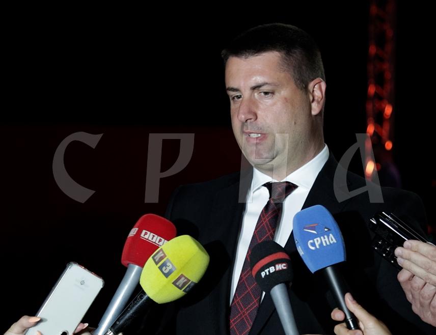 ИСТОЧНО НОВО САРАЈЕВО, 20. МАЈА /СРНА/ - Начелник општине Источно Ново Сарајево Јован Катић поручио је вечерас да је циљ општинске управе да ова локална заједница буде најпожељније мјесто за живот, препознатљива и развијена заједница у коју људи долазе и у којој желе да живе.