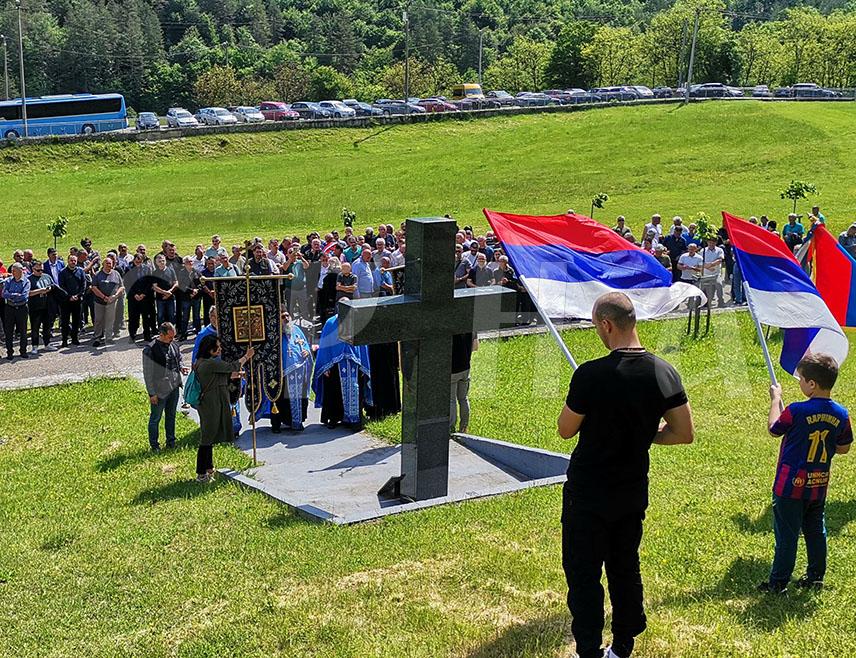 PETROVO, MAY 23 /SRNA/ - The 2nd Ozren Light Infantry Brigade of the Republika Srpska Army /RSA/  is considered a symbol of resistance and had strategic importance in the defense of Mount Ozren, as it separated the Zenica and Tuzla corps of the so-called Army of BiH and opposed the "El Mujahideen"  detachment, it was stated at the marking of the brigade’s day in Petrovo.