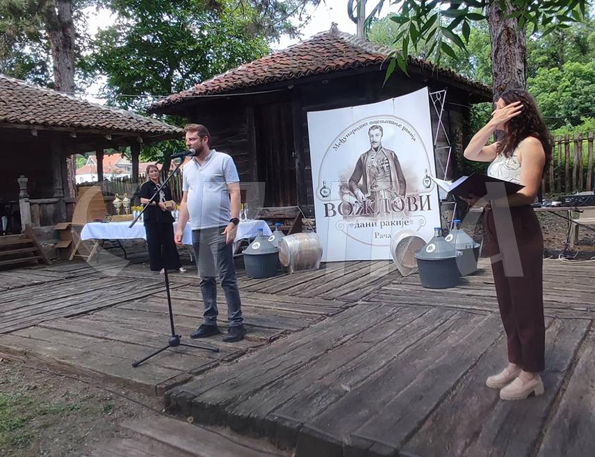 MRKONJIĆ GRAD, MAY 25 /SRNA/ – Rakija from Mrkonjić Grad has once again received recognition for its quality among 300 fruit brandies at the international Vožd’s Days of Rakija event in Rača.